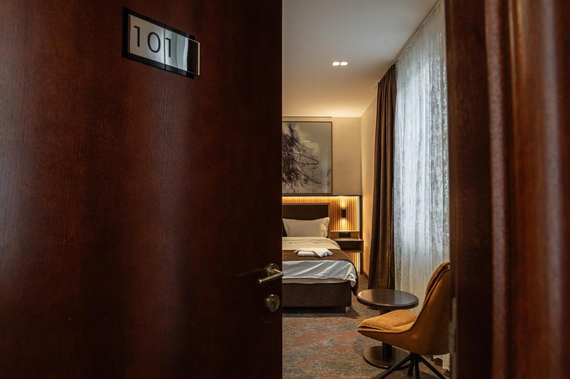 Hotel Alibi Šabac Zimmer foto